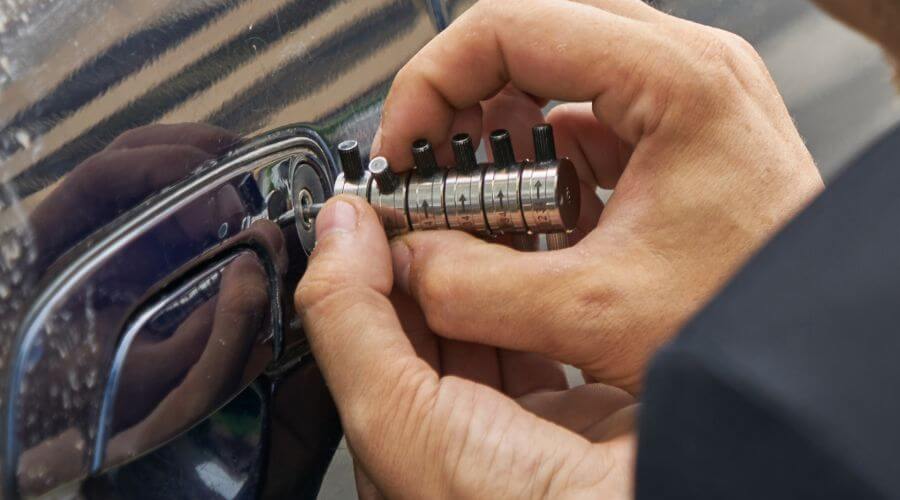 Expert new roof installation services in Plano, IL